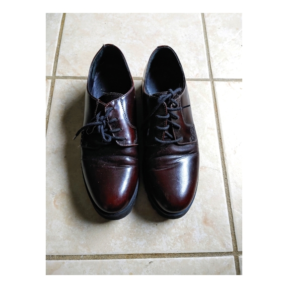 Classy platforms - Picture 1 of 3